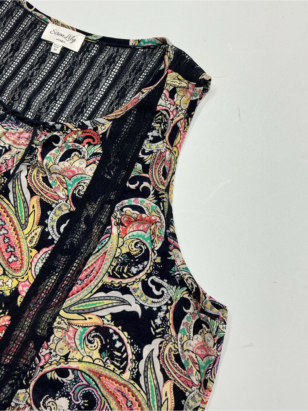 Siren Lily Black Paisley Tie-Front Sleeveless Camisole - Picture 8 of 9